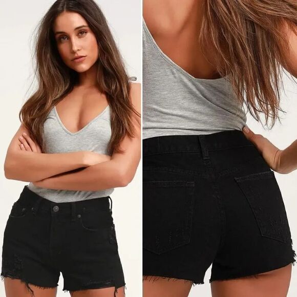 We The FREE PEOPLE Black Sofia Distressed High Waist Jean Shorts Size 30 - Picture 2 of 14